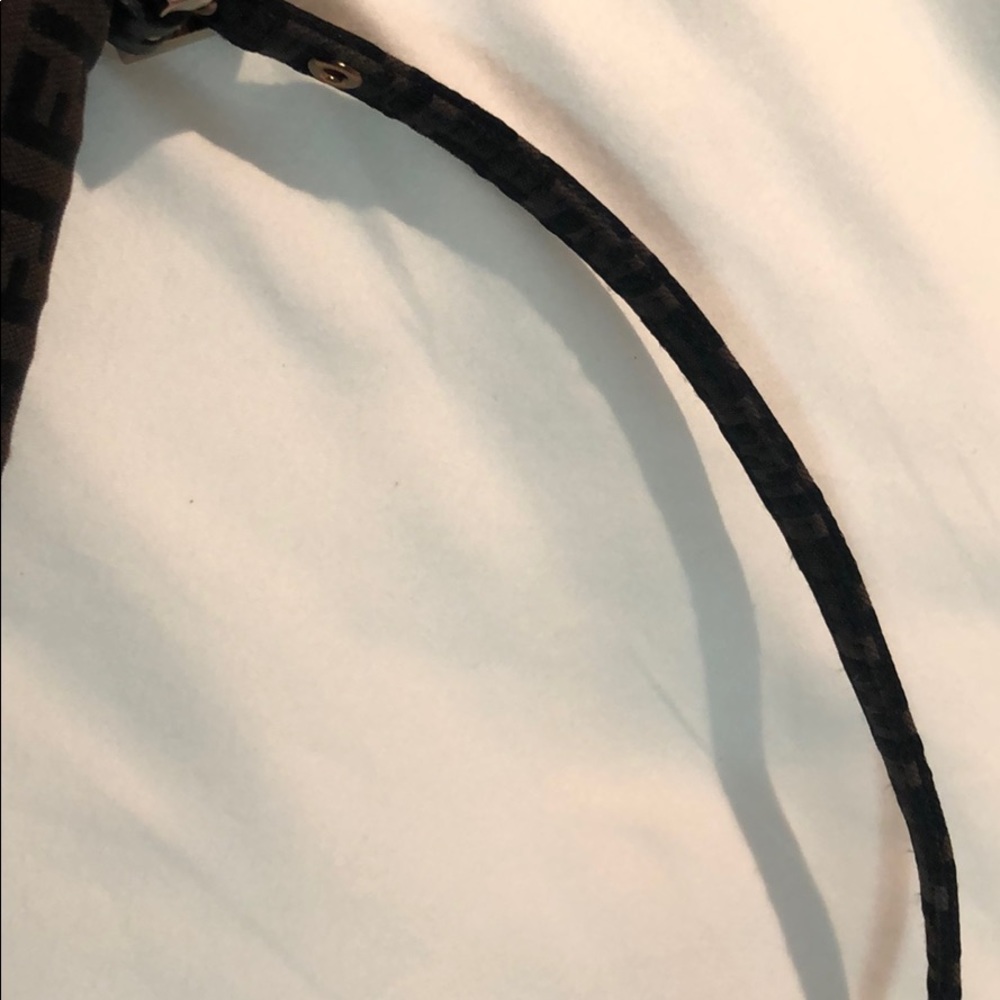 Fendi monogram shoulder bag in brown and black - Picture 8 of 8